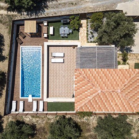 Villa Vera - With Private Heated Pool & Jacuzzi Pangalochori المظهر الخارجي الصورة
