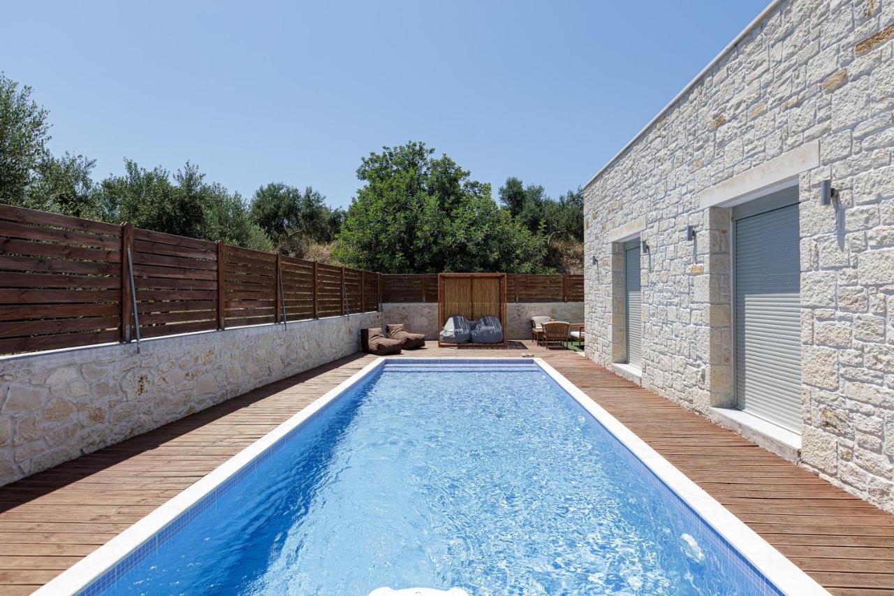Villa Vera - With Private Heated Pool & Jacuzzi Pangalochori المظهر الخارجي الصورة