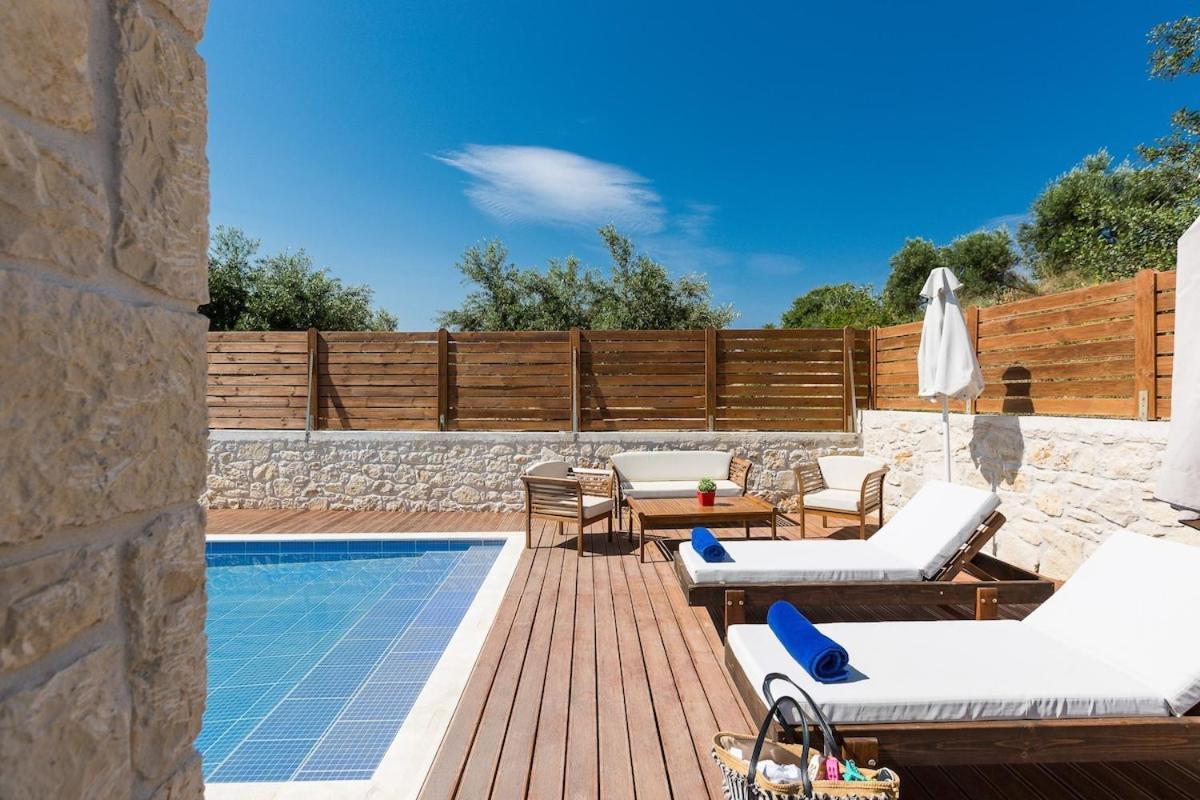 Villa Vera - With Private Heated Pool & Jacuzzi Pangalochori المظهر الخارجي الصورة